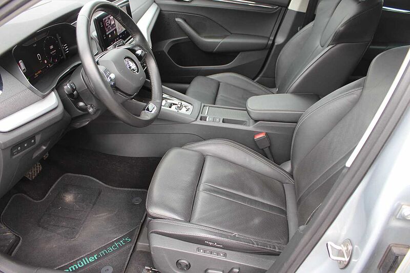SKODA Octavia Combi Hybrid 1.4 TSI DSG First Edition