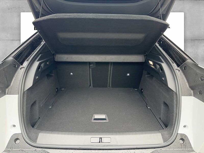 Peugeot 3008 GT HYBRID 136 e-DSC6