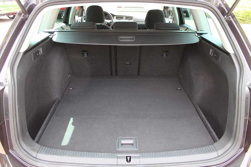 Volkswagen Golf VII Variant 1.2 TSI Lounge
