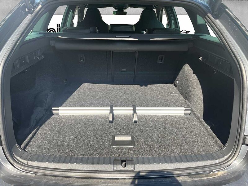 SKODA Octavia Combi Sportline 1.5 TSI mHEV DSG