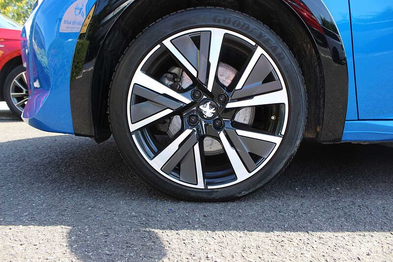 Peugeot 208 Elektromotor 136 Allure inkl. GT-Line
