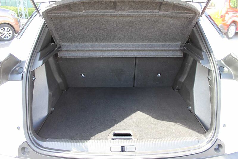 Peugeot 2008 BlueHDi 130 EAT8 GT Pack