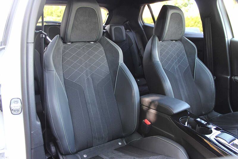 Peugeot 2008 BlueHDi 130 EAT8 GT Pack
