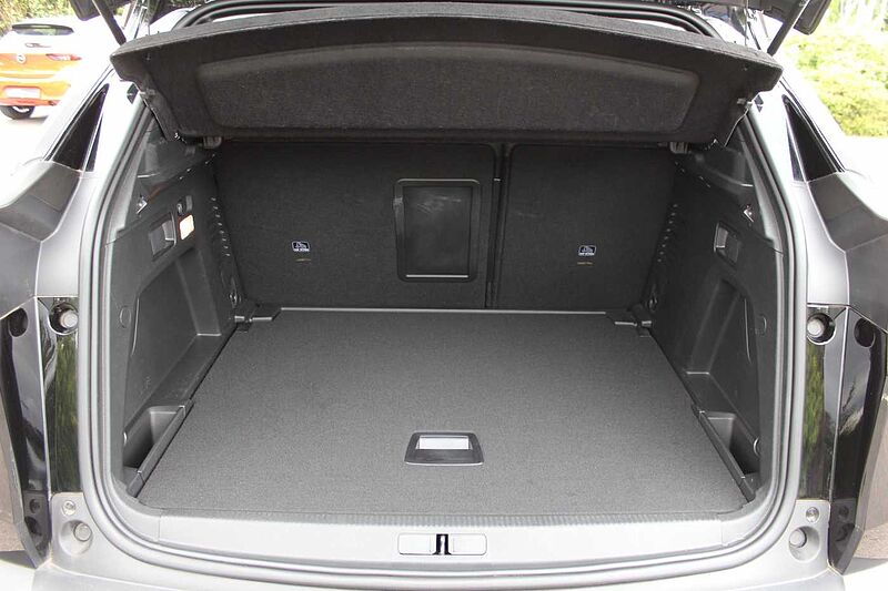 Peugeot 3008 PureTech 130 EAT8 Allure Pack