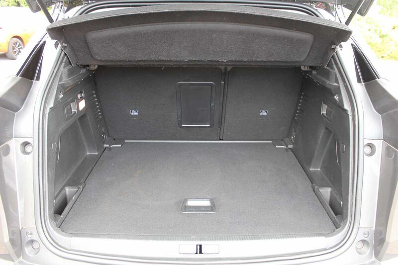 Peugeot 3008 BlueHDi 130 EAT8 Roadtrip