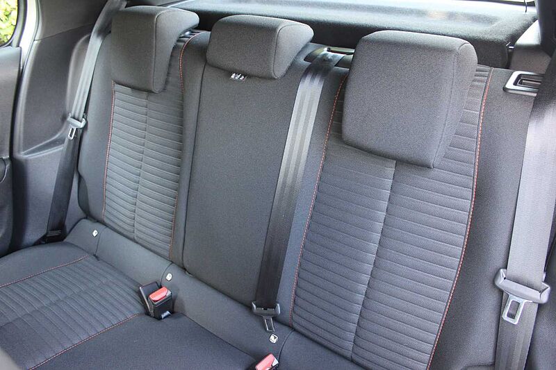 Peugeot 208 Elektromotor 136 Active Pack