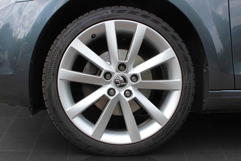 SKODA Octavia 1.4 TSI (Green tec) Style