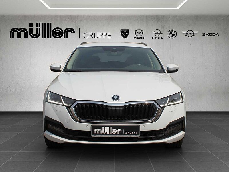 SKODA Octavia Combi 1.5 TSI e-TEC DSG Clever