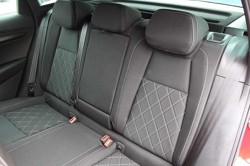 SKODA Karoq 1.5 TSI ACT DSG Sportline