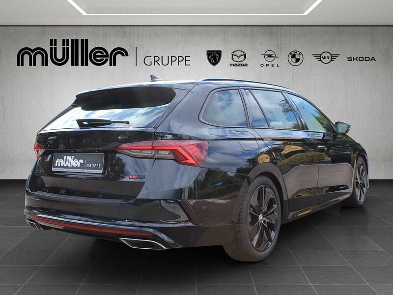 SKODA Octavia Combi 2.0 TSI DSG RS