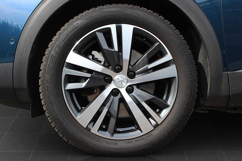 Peugeot 3008 Plug-in Hybrid 225 e-EAT8 Roadtrip