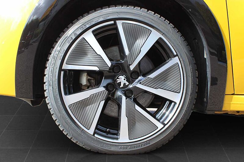 Peugeot 208 Elektro 136 Allure GT-Line