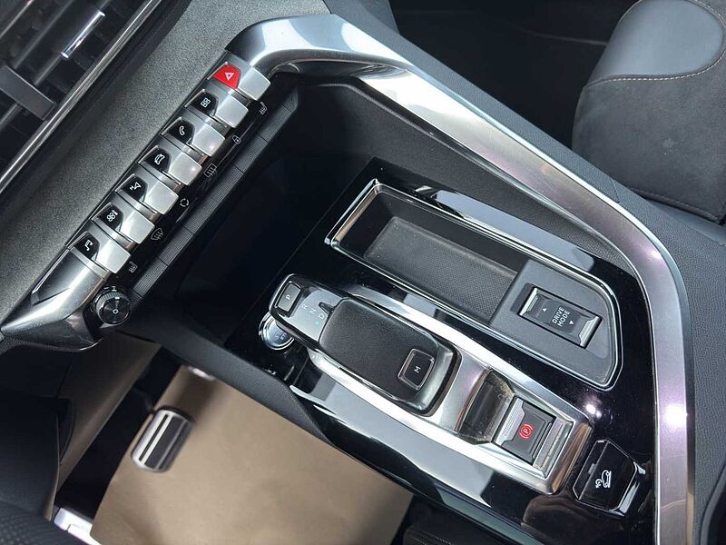 Peugeot 3008 BlueHDi 130 EAT8 GT