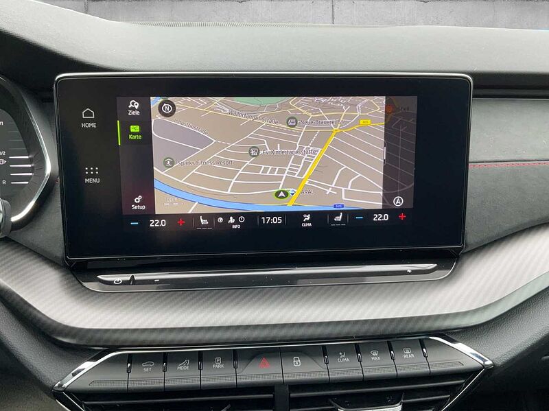 SKODA Octavia Combi RS 2.0 TSI DSG PANO DIV. PAKETE
