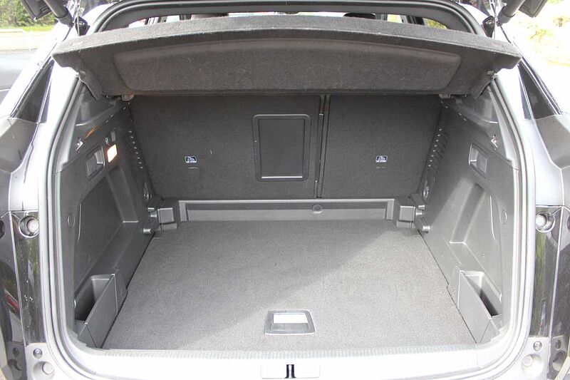 Peugeot 3008 PureTech EAT8 GT