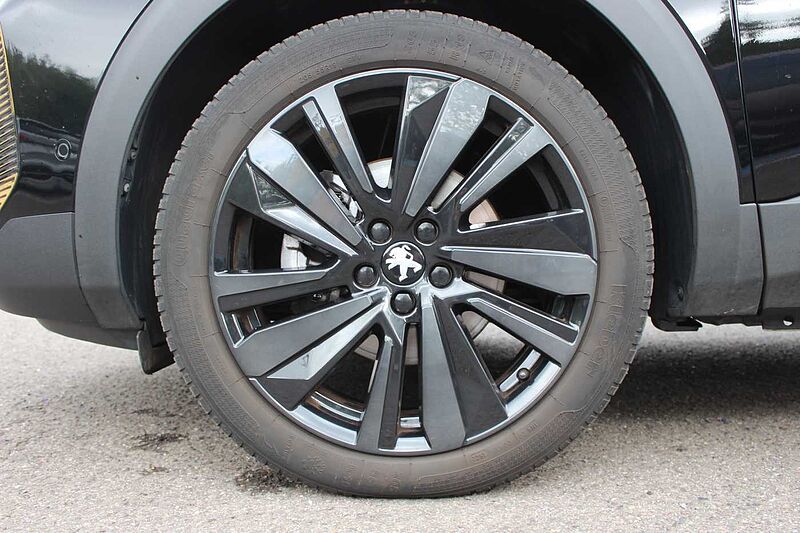 Peugeot 3008 PureTech EAT8 GT