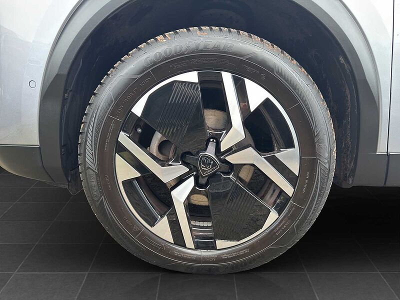 Peugeot 2008 PT 130 EAT8 GT