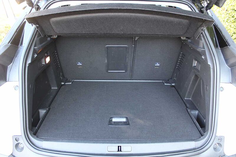 Peugeot 3008 BlueHDi 130 EAT8 Roadtrip