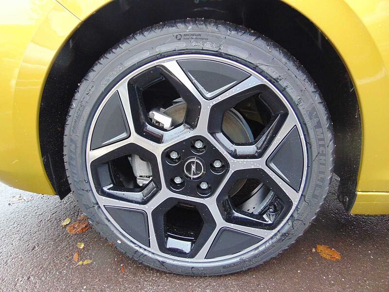Opel Astra 1.2 Turbo GS