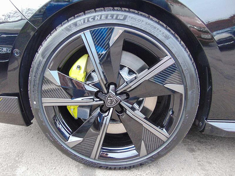 Peugeot 508 SW PSE Plug-In Hybrid4 360 e-EAT8