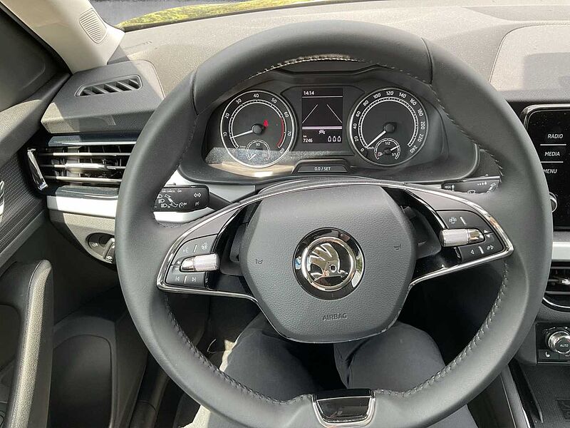 SKODA Kamiq Selection1.5 TSI
