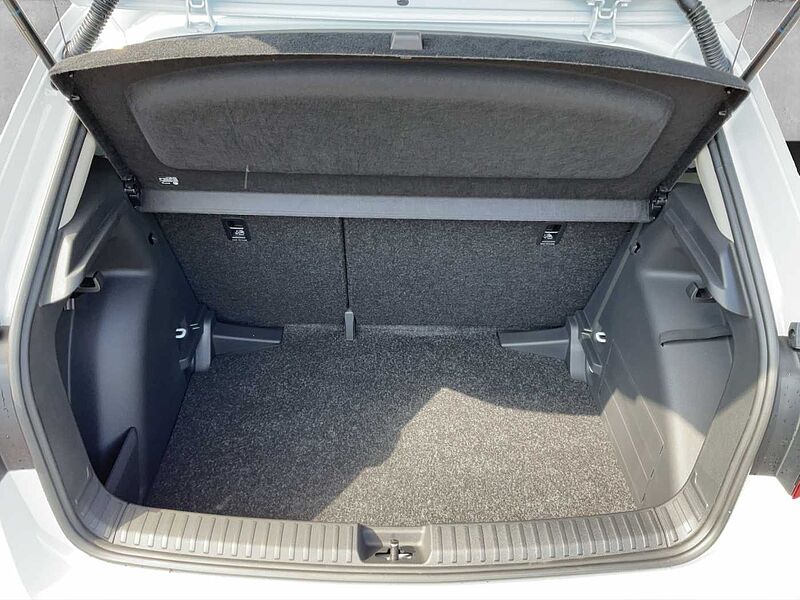 SKODA Fabia Tour 1.0 TSI DSG