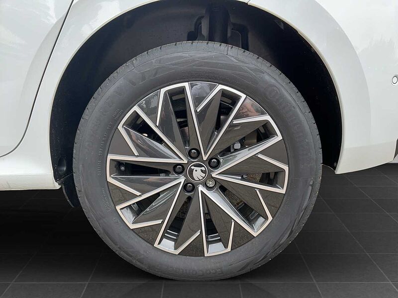 SKODA Kamiq 1.5 TSI DSG Tour