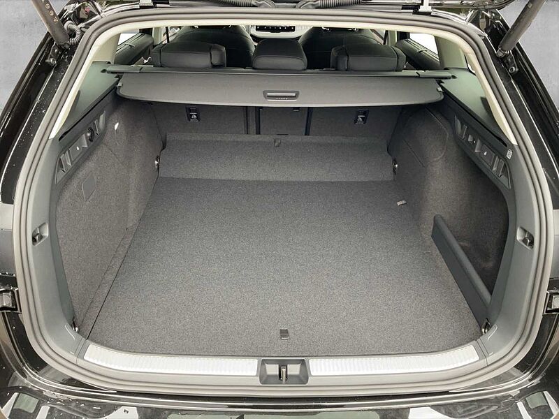 SKODA Superb Combi L&K 1.5 TSI iV DSG