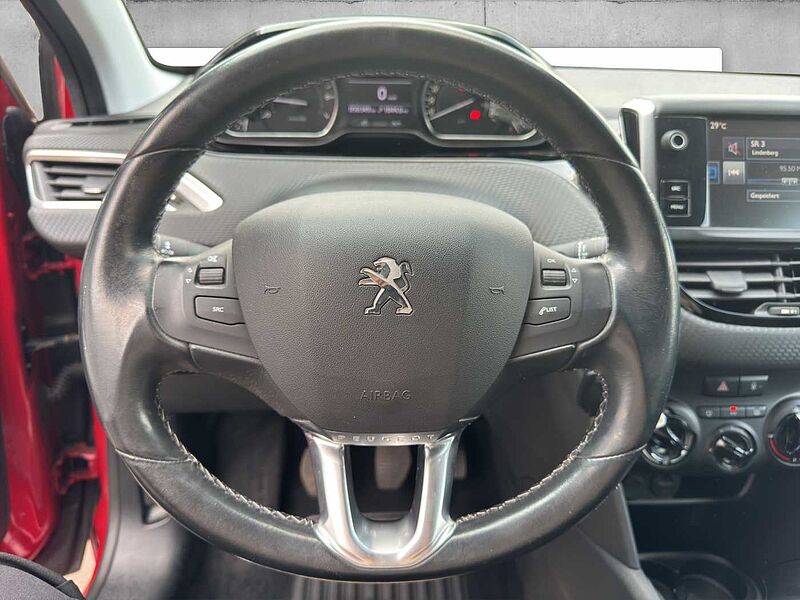 Peugeot 208 PureTech 110 Allure