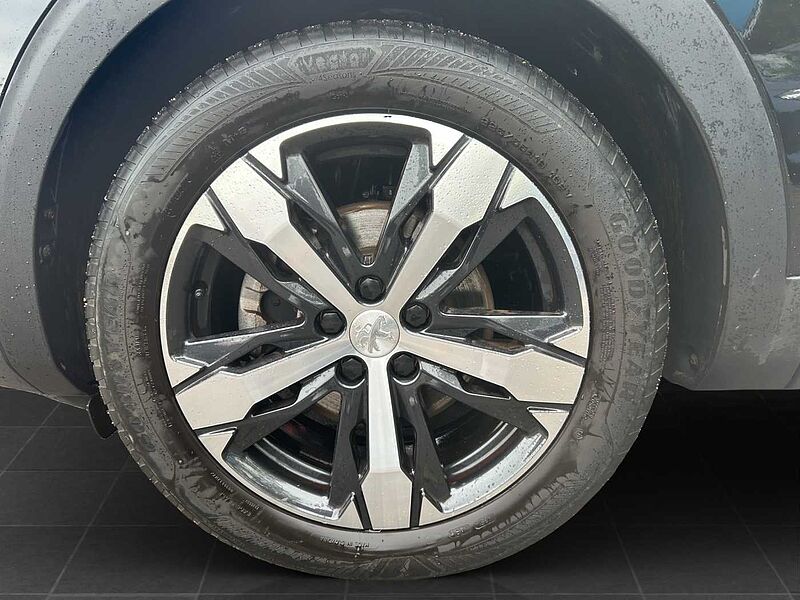 Peugeot 3008 PureTech 130 Stop & Start  Allure Pack