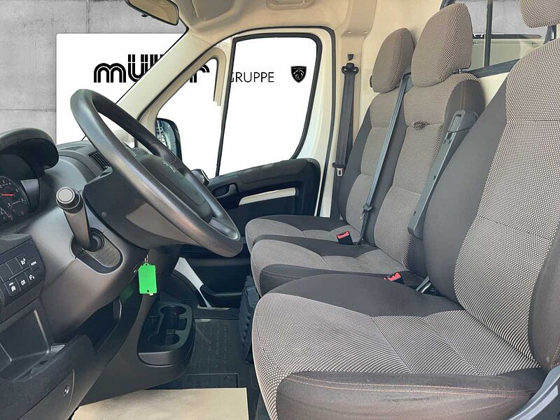 Peugeot Boxer 330 BlueHDi HDi 120 L1H1 Pro