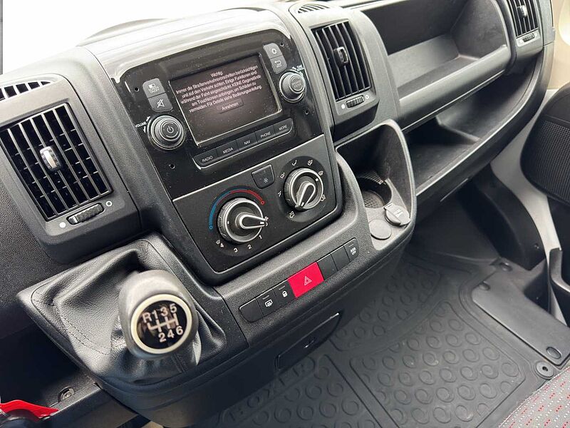 Peugeot Boxer 333 BlueHDi L2H2 S&S Premium