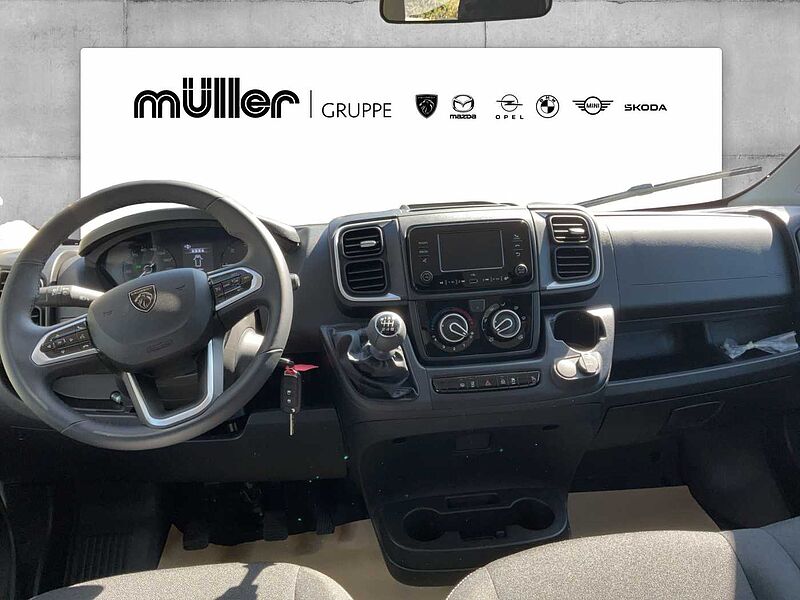 Peugeot Boxer 435 BlueHDi 2.2 140 Pritsche DoKa L3