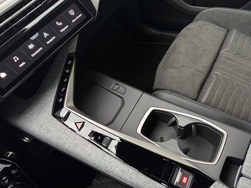 Peugeot 3008 GT Hybrid 136 e-DSC6