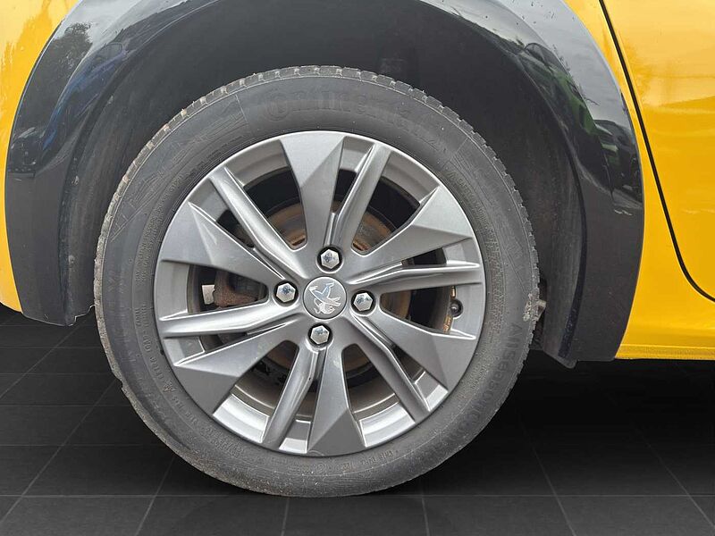 Peugeot 208 Elektro Elektromotor 136 Allure