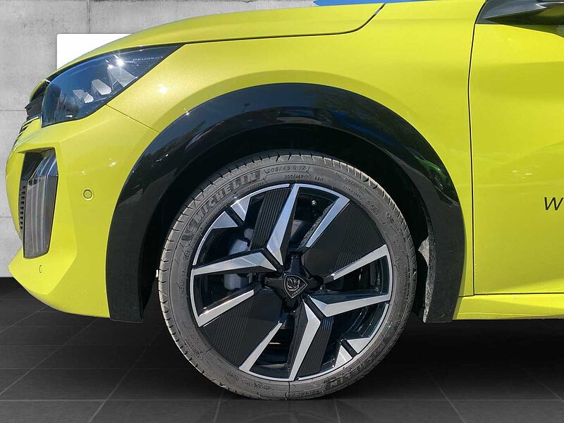 Peugeot 208 GT Hybrid 145 e-DSC6
