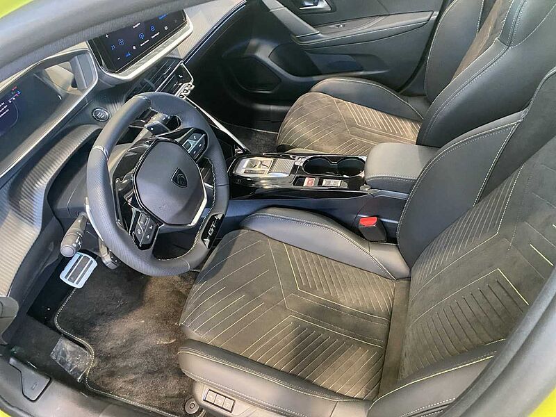 Peugeot 208 GT Hybrid 145 e-DSC6