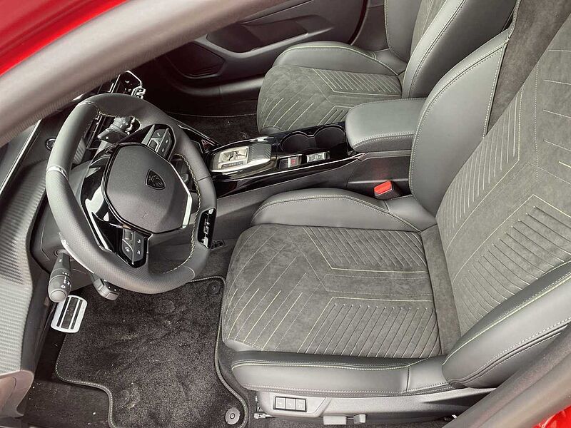 Peugeot 208 GT Hybrid 136 e-DSC6