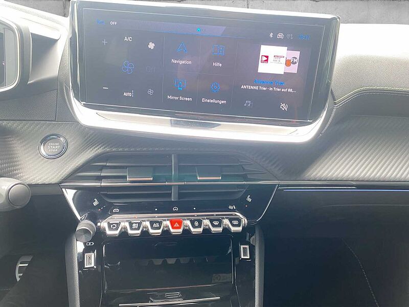 Peugeot 208 GT Hybrid 136 e-DSC6