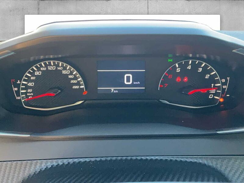 Peugeot 2008 PureTech 100 Style