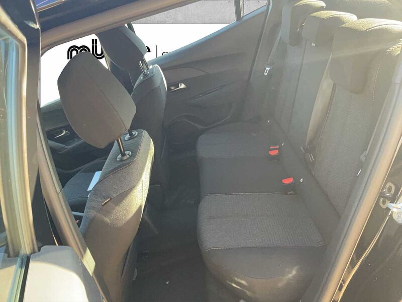 Peugeot 2008 PureTech 100 Style