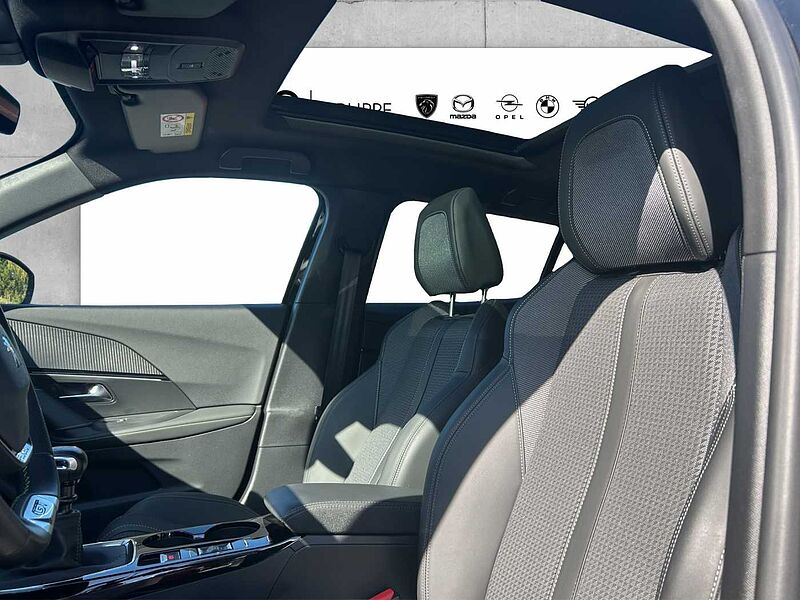 Peugeot 2008 PureTech 130 EAT8 GT