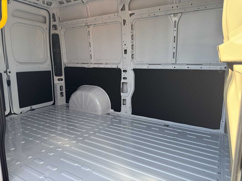 Opel Movano 2.2 BlueHDi 140 L2H2 VA
