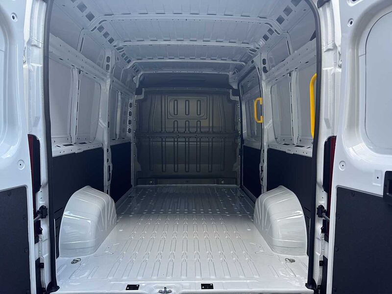 Opel Movano 2.2 BlueHDi 140 L2H2 VA
