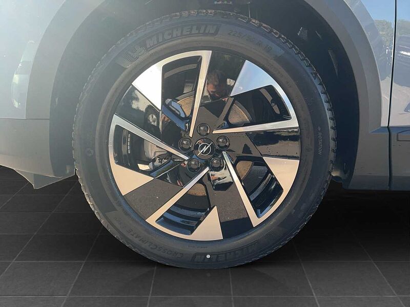 Opel Grandland 1.2 DI Hybrid 48 V Automatik GS