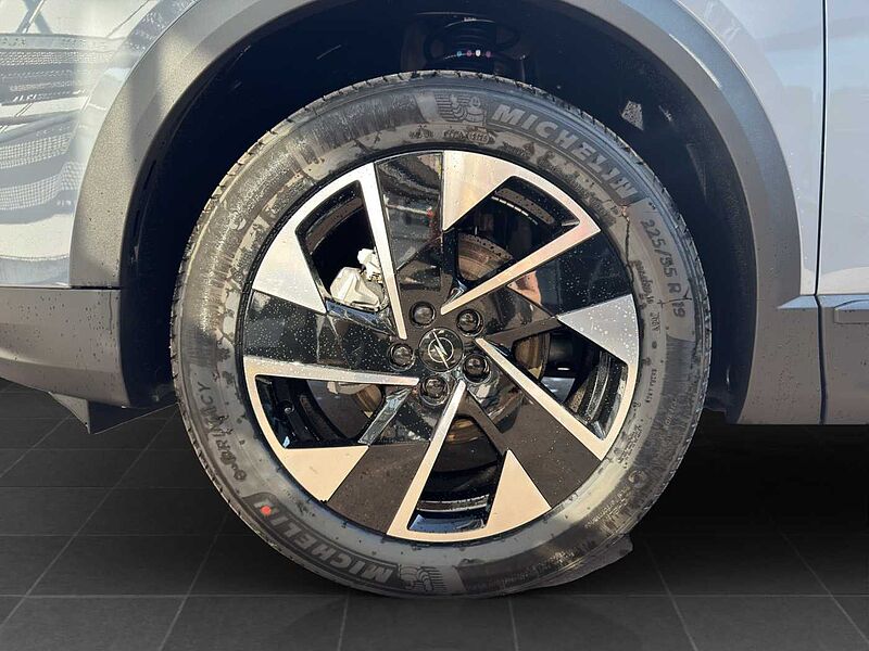 Opel Grandland 1.2 DI Hybrid 48 V Automatik GS